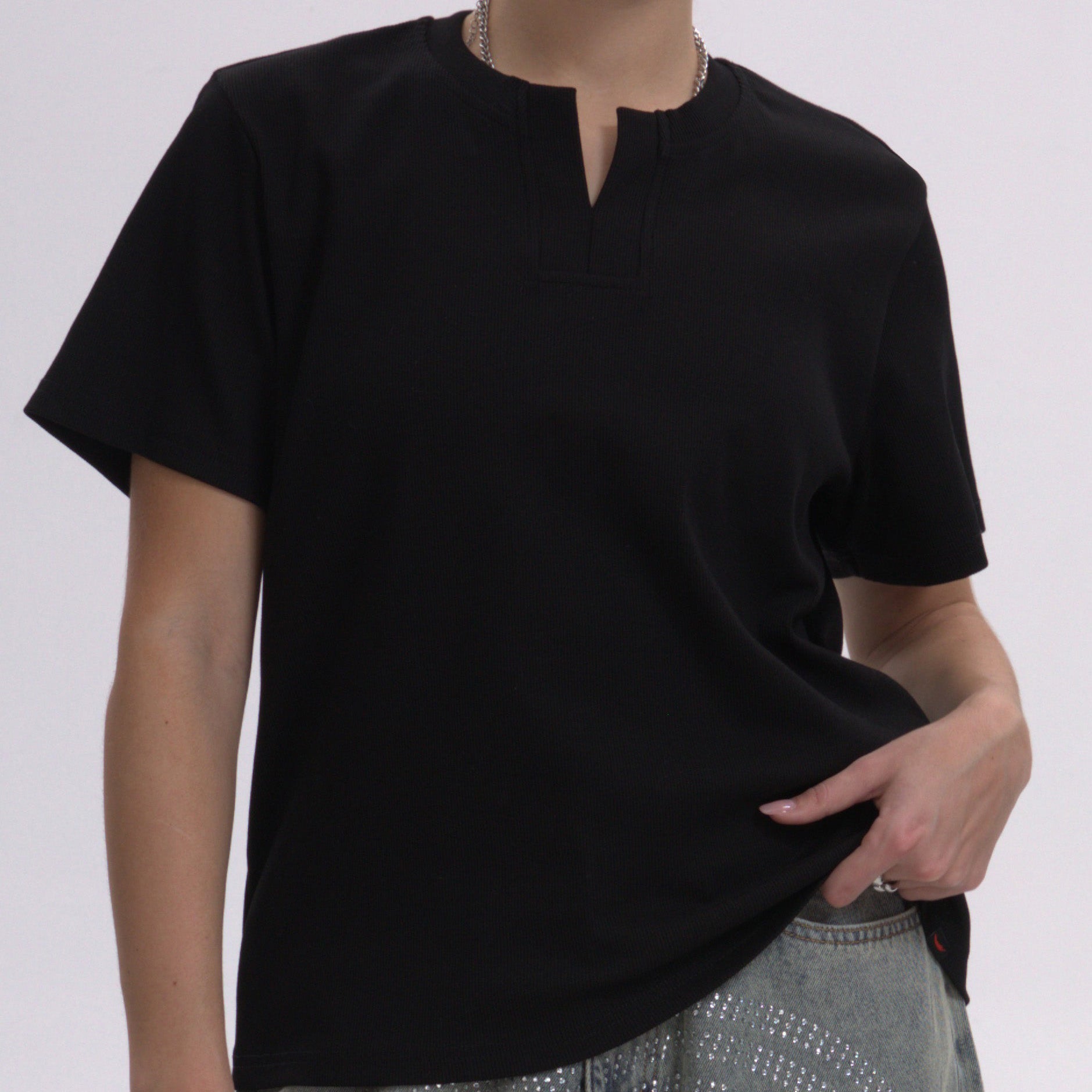 [BOGO FREE] 2 Pack- Right-Angle T-shirt (Round + V Neck) for Tomboy, Transgender Men, FTM, Non-binary